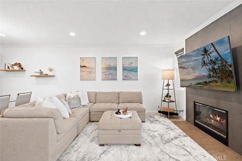 Photo of 19442 Sunray Ln #103 Ln, Huntington Beach, CA 92648 (MLS # OC26090638)