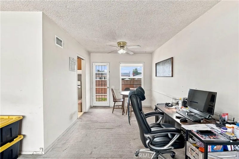 868 James Place