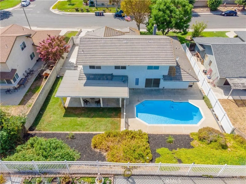 4245 River Ridge