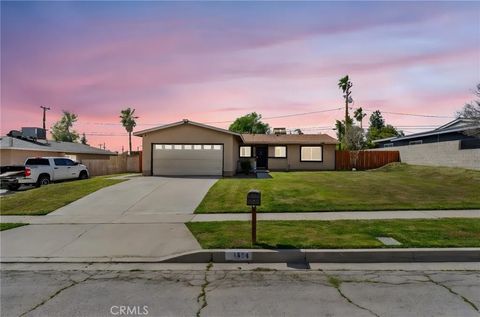 Photo of 1494 Blythe Ave, Highlands, CA 92346 (MLS # CV26057696)