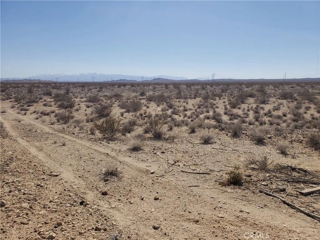 Photo of 0 0460-291-24-0000 Bannock Rd, Adelanto, CA 92301 (MLS # CV26012598)