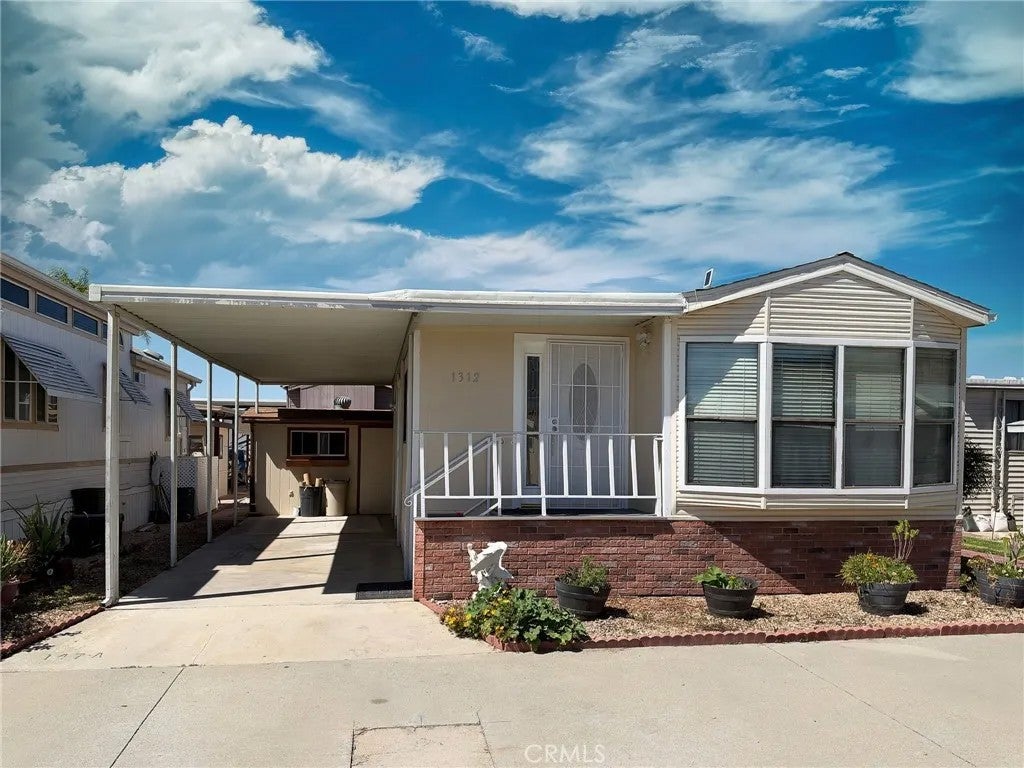 Photo of 1312 Discovery Drive, San Jacinto, CA 92583 (MLS # SW26215543)