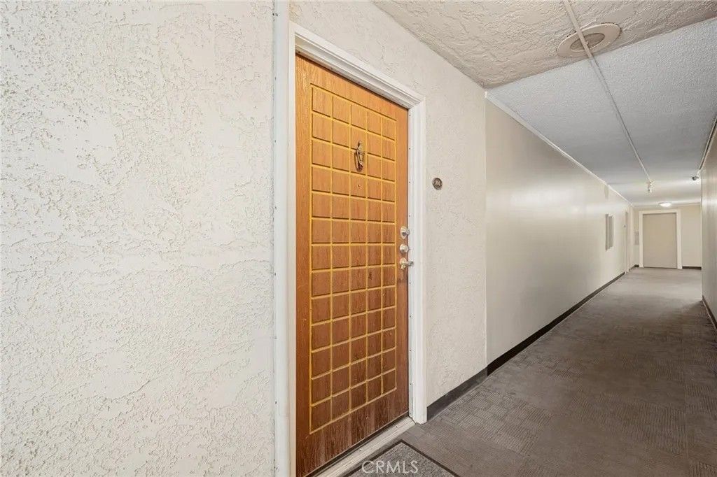 Photo of 570 W Stocker St, Glendale, CA 91202 (MLS # GD26060866)