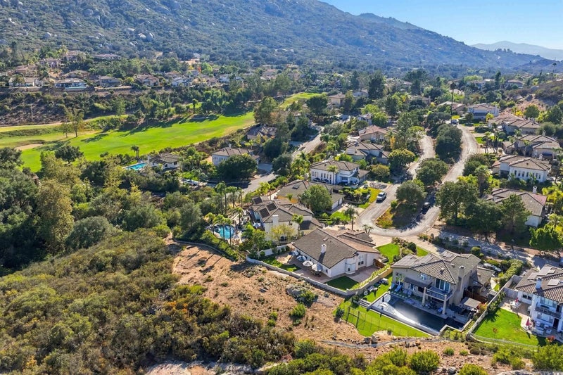 16793 Vista Summit Dr