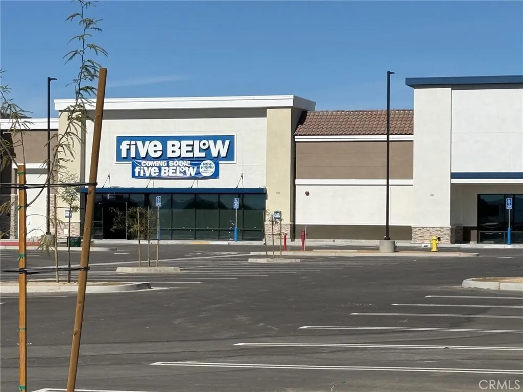 19575 Bear Valley Rd.