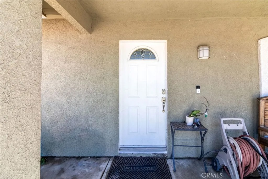 18936 Rocksprings