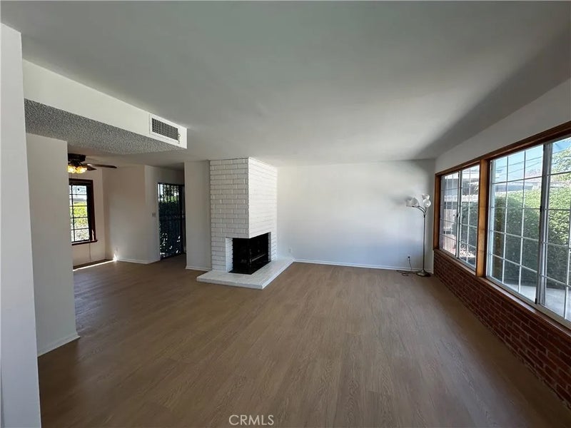 15437 Oakbury Drive