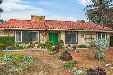 6180 Shaker Riverside CA 92506