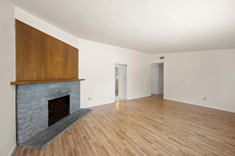 941 Grove Ave