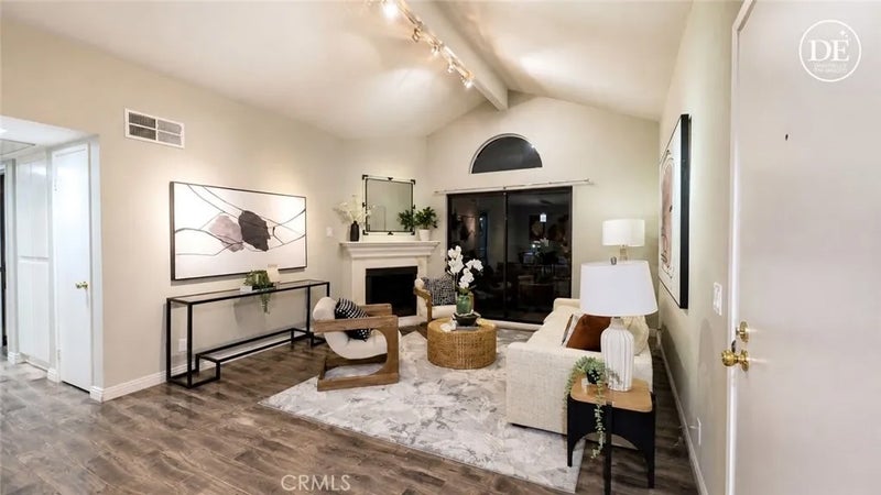 22765 Lakeway 432