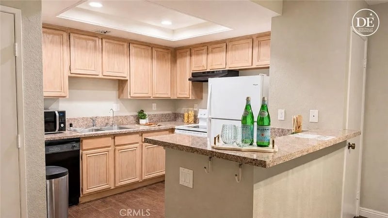22765 Lakeway 432
