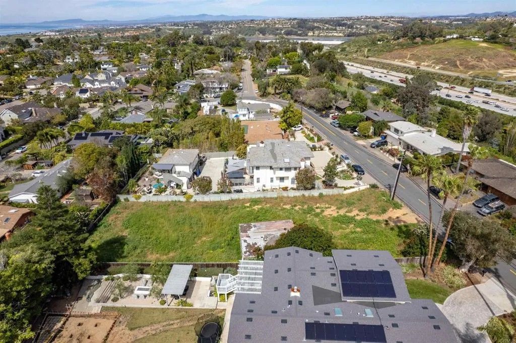 Photo of Eolus, Encinitas, CA 92024 (MLS # NDP2603557)