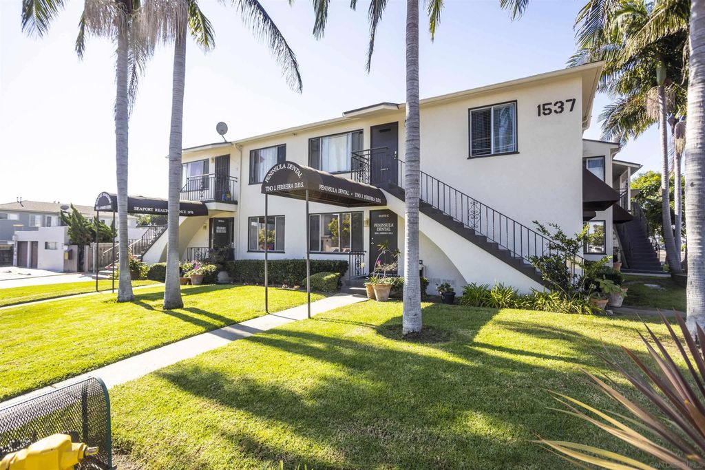 Photo of 1537 Rosecrans St #H, San Diego, CA 92106 (MLS # 250041633)