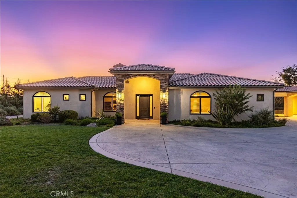 1110 Burnt Rock Way