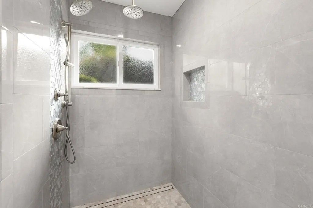 Photo of 1402 Rimrock Drive, Escondido, CA 92027 (MLS # NDP2509553)