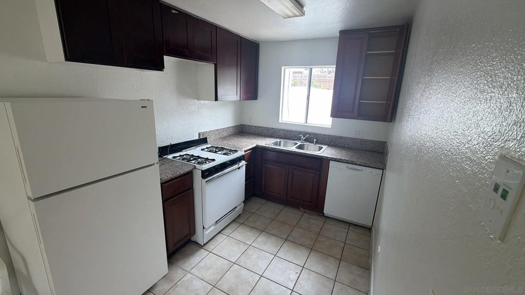 Photo of 1515 S 40th St, San Diego, CA 92113 (MLS # 260017613)
