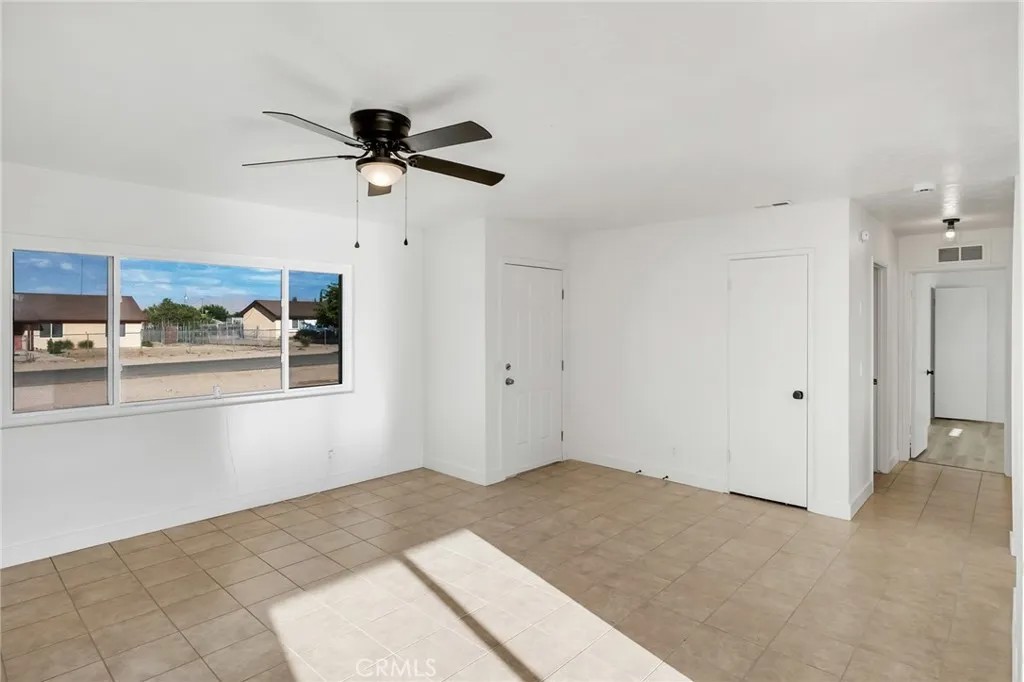 10690 Cypress