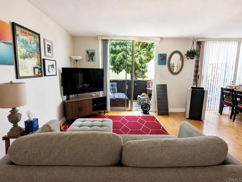 2850 Reynard Way #30