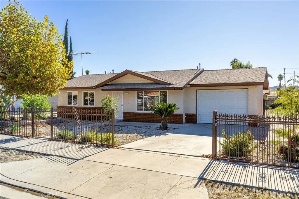 Photo of 41303 Sequoia Lane, Hemet, CA 92544 (MLS # CV25273761)