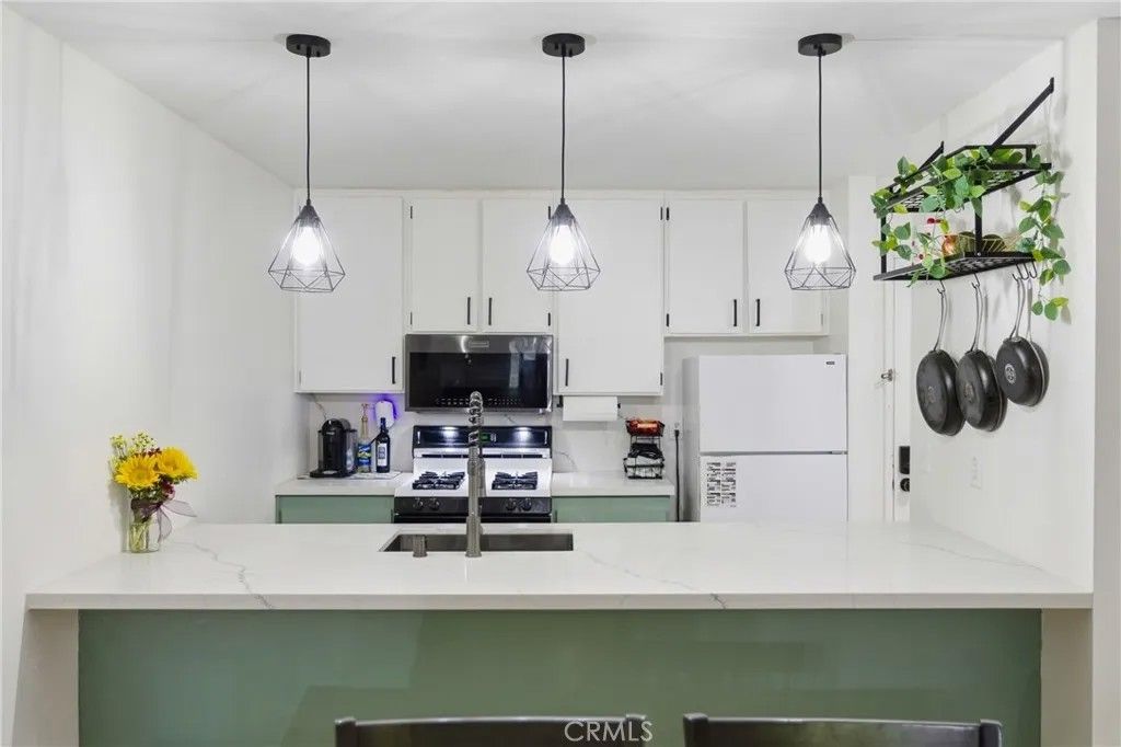 Photo of 1605 Hotel Cir #B316, San Diego, CA 92108 (MLS # ND26086939)