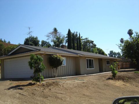 Tiny photo for 1320 Morning Glory Ln, Vista, CA 92084 (MLS # 250042963)