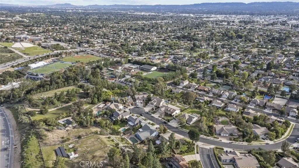 Photo of 11101 Eton Avenue, Chatsworth, CA 91311 (MLS # SR26060236)