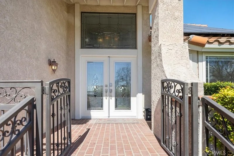 11044 Stone River