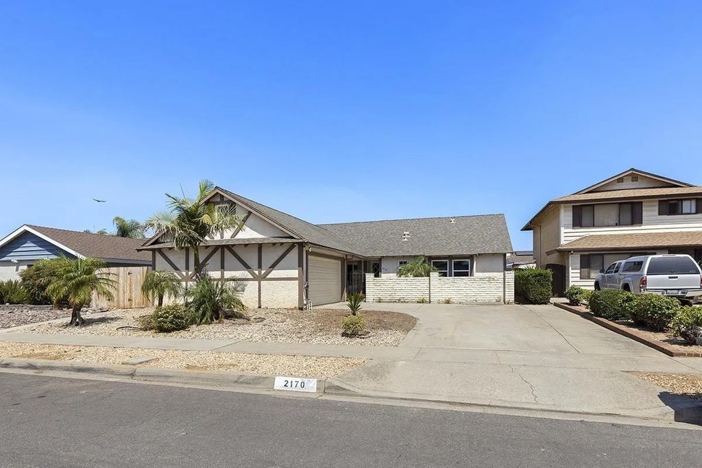 Photo of 2170 Jefferson Ave, Escondido, CA 92027 (MLS # 260017722)