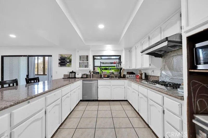 225 N Baltimore A