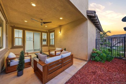 Tiny photo for 2923 Oro Blanco Cir, Escondido, CA 92027 (MLS # 250045563)