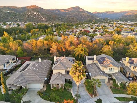 Tiny photo for 2923 Oro Blanco Cir, Escondido, CA 92027 (MLS # 250045563)