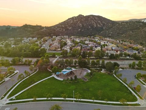 Tiny photo for 2923 Oro Blanco Cir, Escondido, CA 92027 (MLS # 250045563)