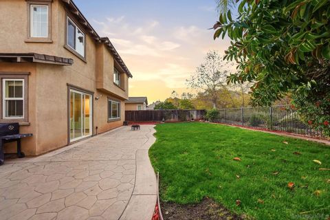 Tiny photo for 2923 Oro Blanco Cir, Escondido, CA 92027 (MLS # 250045563)