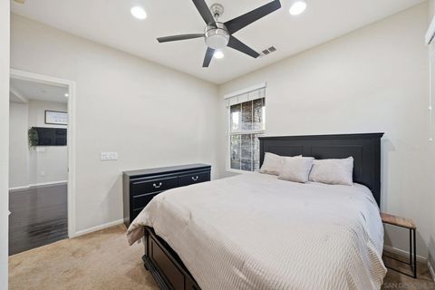 Tiny photo for 2923 Oro Blanco Cir, Escondido, CA 92027 (MLS # 250045563)