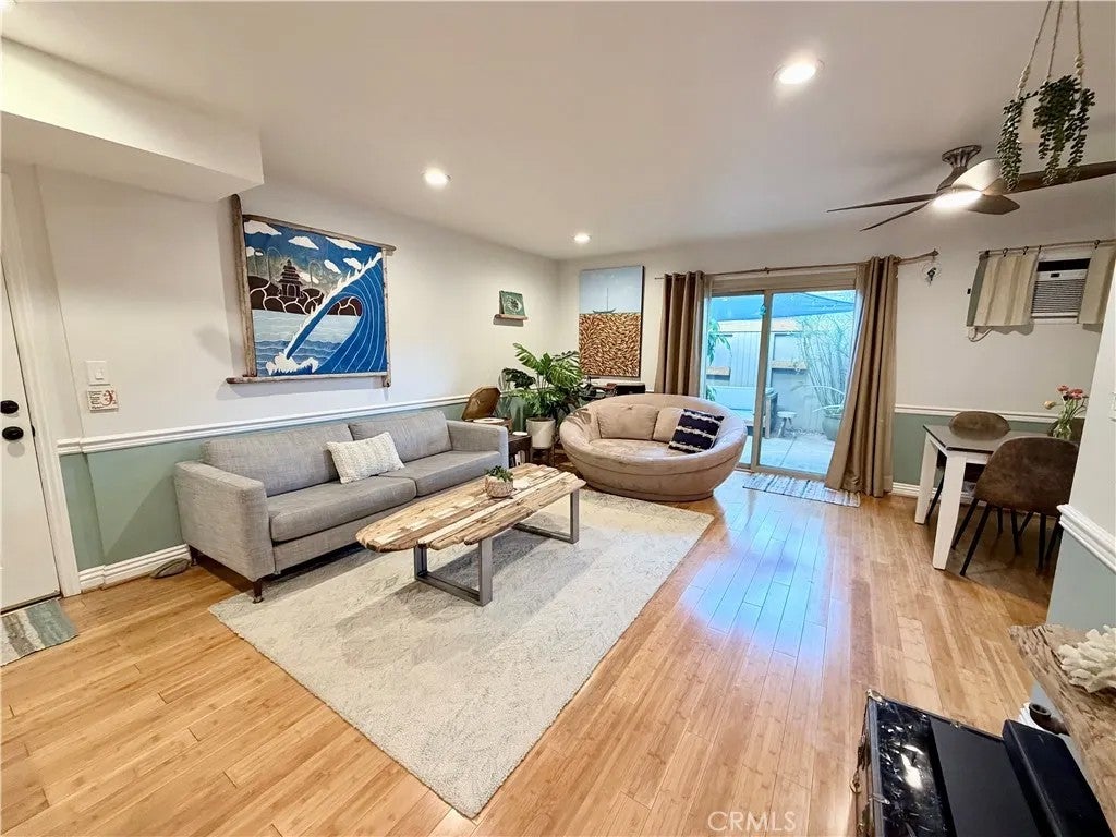 22030 Calvert 2