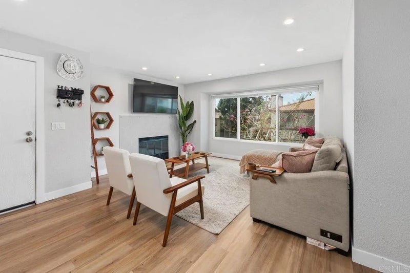 10258 Norma Gardens Drive 6