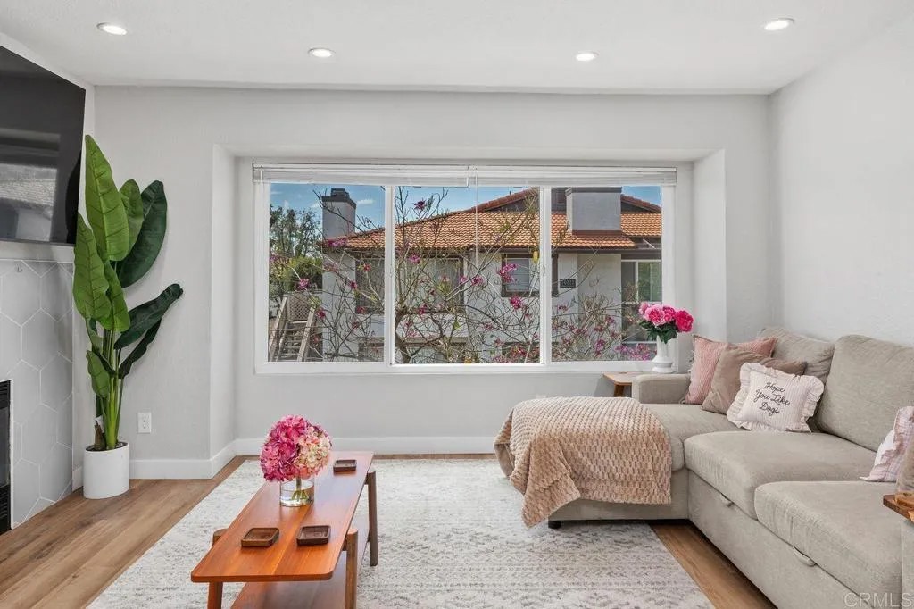 10258 Norma Gardens Drive 6