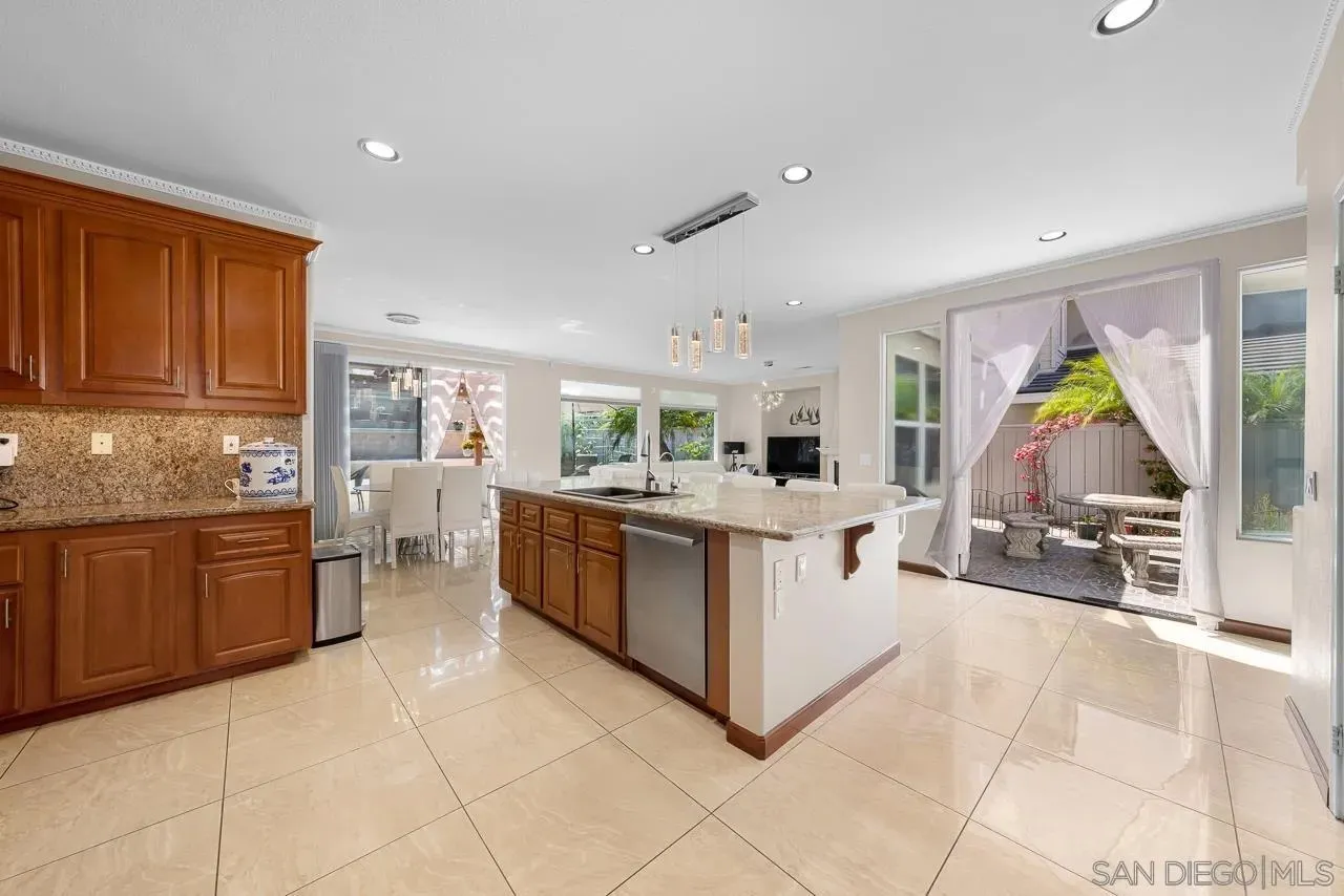 Chula Vista, California 91913, United States, 5 Bedrooms Bedrooms, ,3 BathroomsBathrooms,Residential,Active,179539