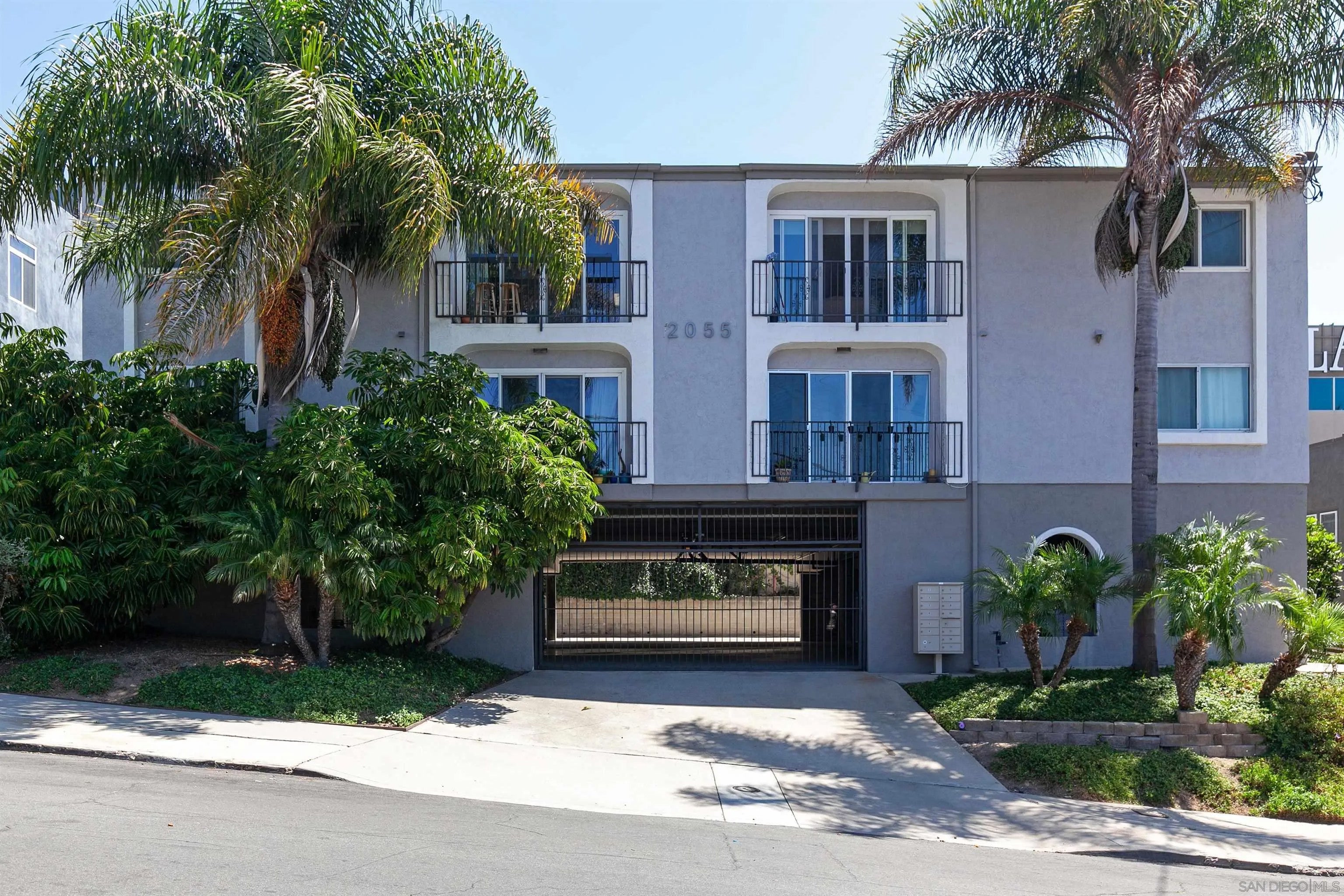 2055 Front Street 4
