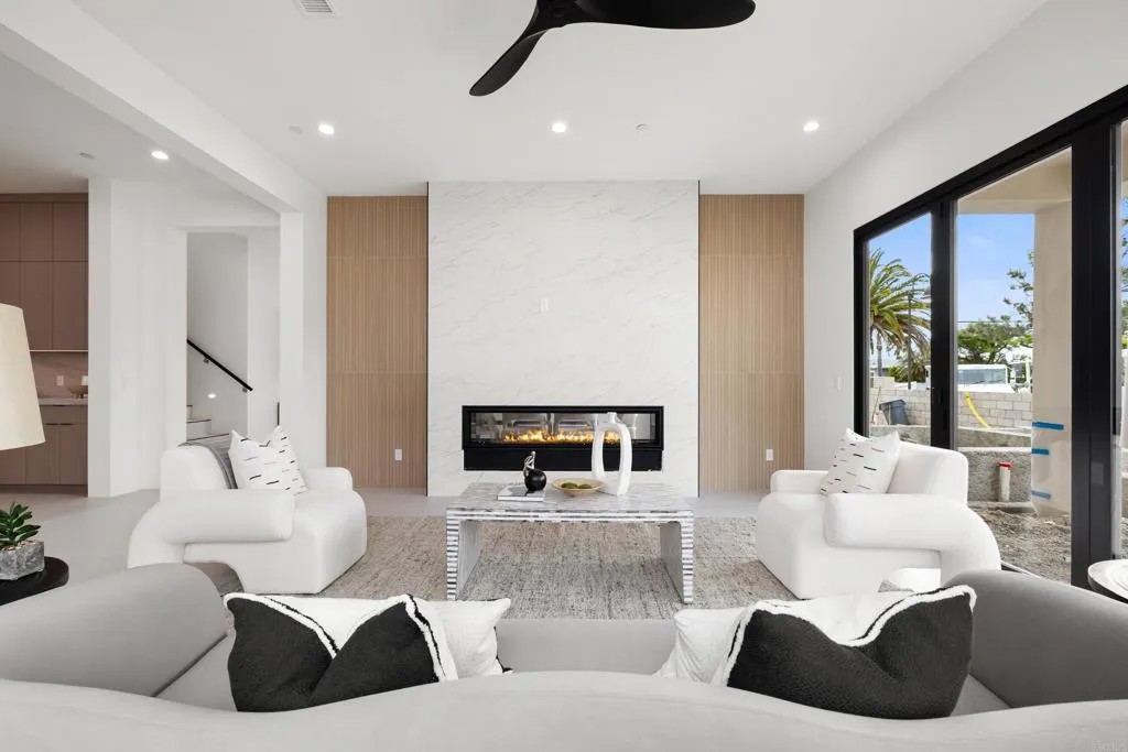 3794 Highland Drive