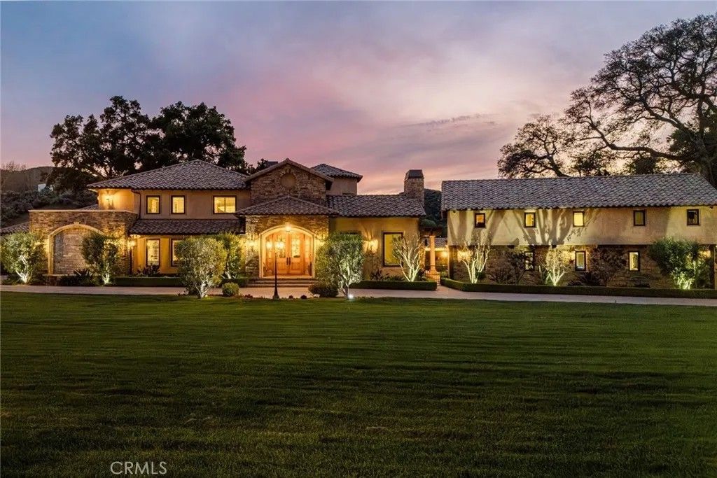 Photo of 16450 Alamo Canyon, Canyon Country, CA 91387 (MLS # SR26069638)