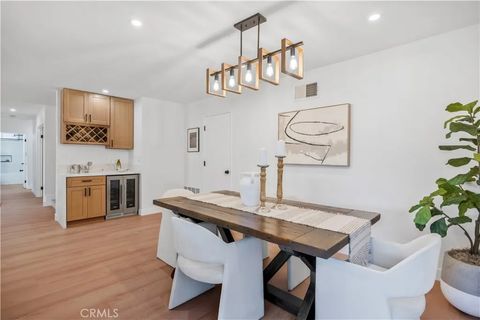 Tiny photo for 21952 Esplendor, Mission Viejo, CA 92691 (MLS # OC25255037)