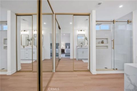 Tiny photo for 21952 Esplendor, Mission Viejo, CA 92691 (MLS # OC25255037)