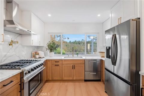 Tiny photo for 21952 Esplendor, Mission Viejo, CA 92691 (MLS # OC25255037)
