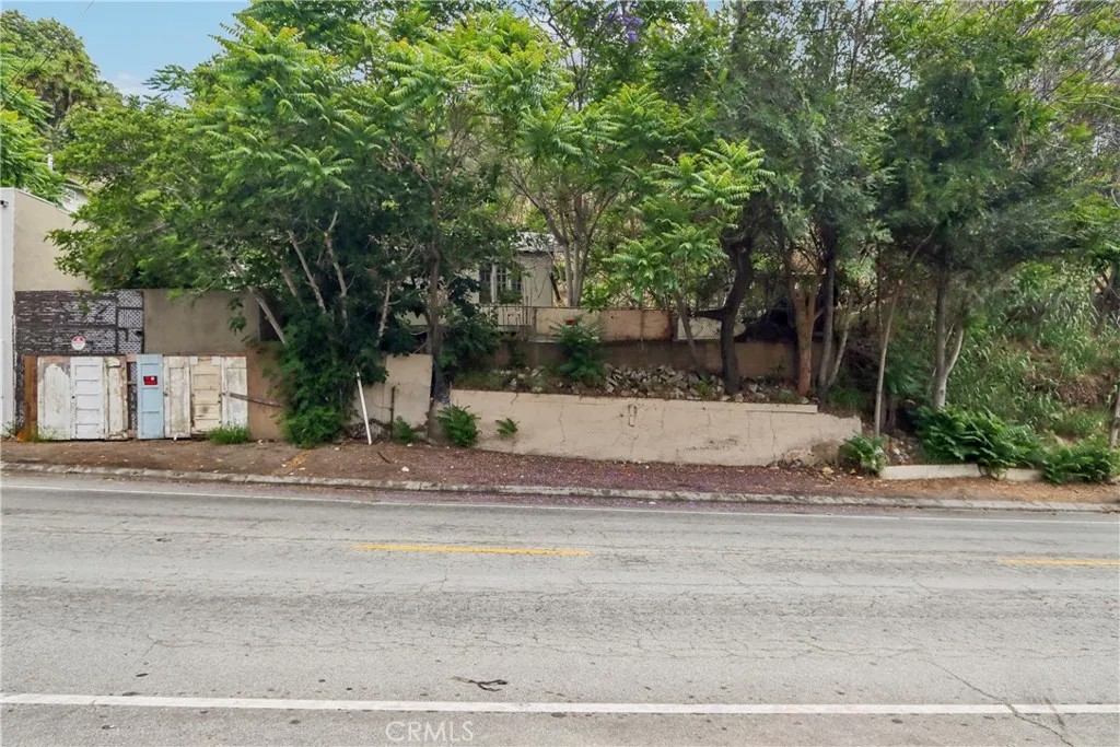 1024 N Gage Avenue
