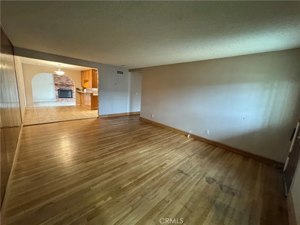 6236 Alderley Street