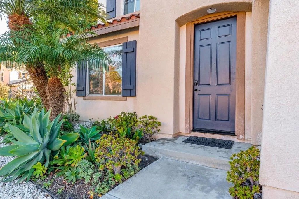 Photo of 4353 Saddlehorn Way, Oceanside, CA 92057 (MLS # NDP2511322)