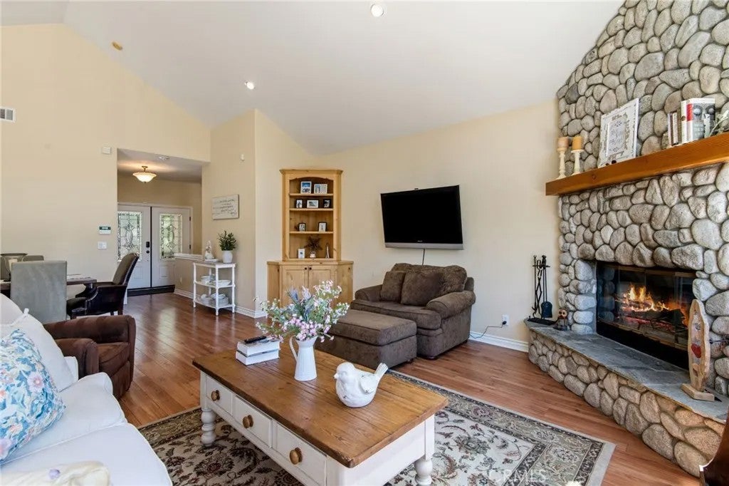 27347 Maplewood
