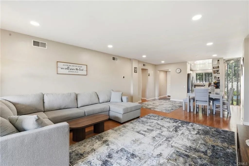 12148 Rancho Bernardo B