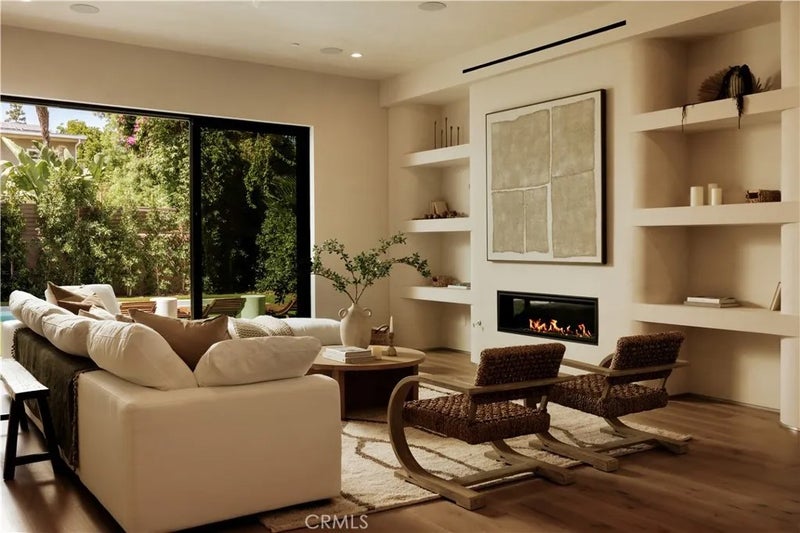 13853 Chandler